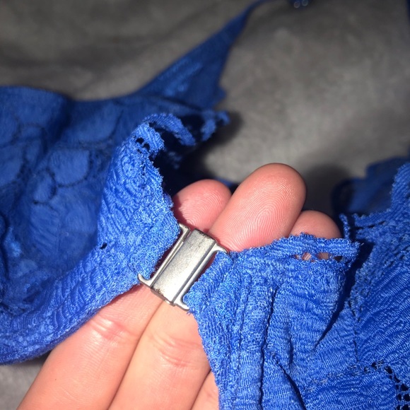 Aerie Bralette (FREE with any purchase) - Picture 6 of 7